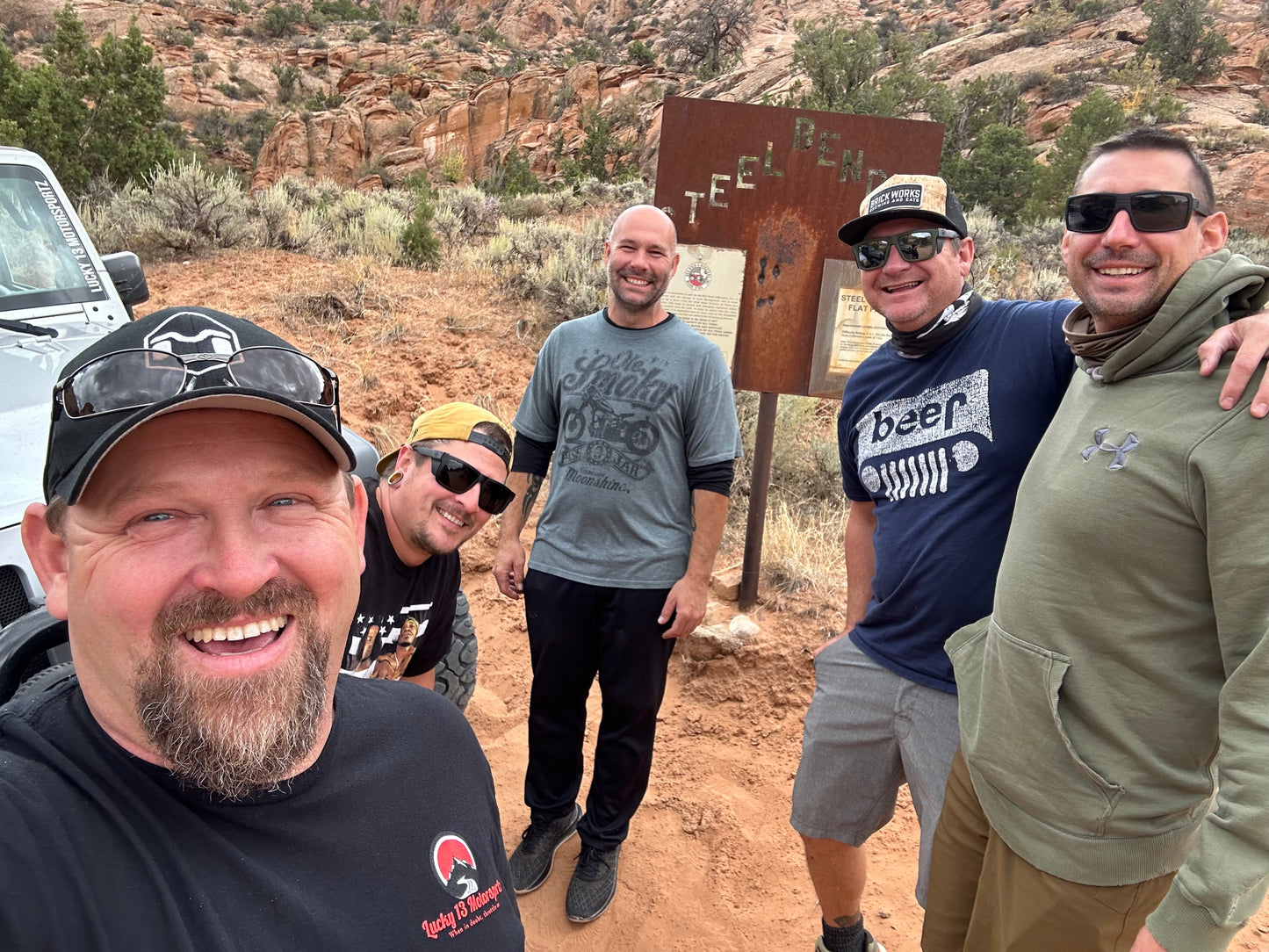 Black Lucky13Motorsportz Team T-shirt "Trail fixed is still Fixed" Jeep problems